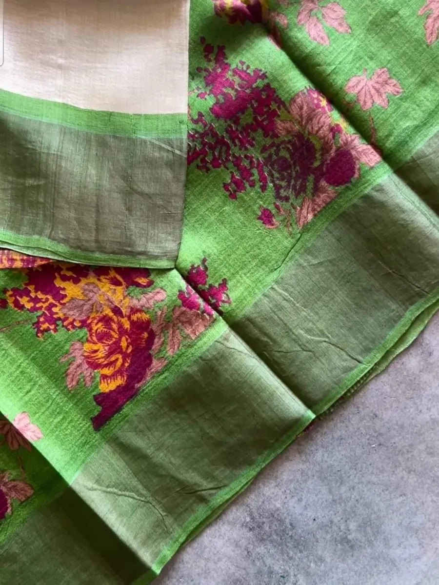 Pure handloom tussar silk zari border with floral print with silk mark tag